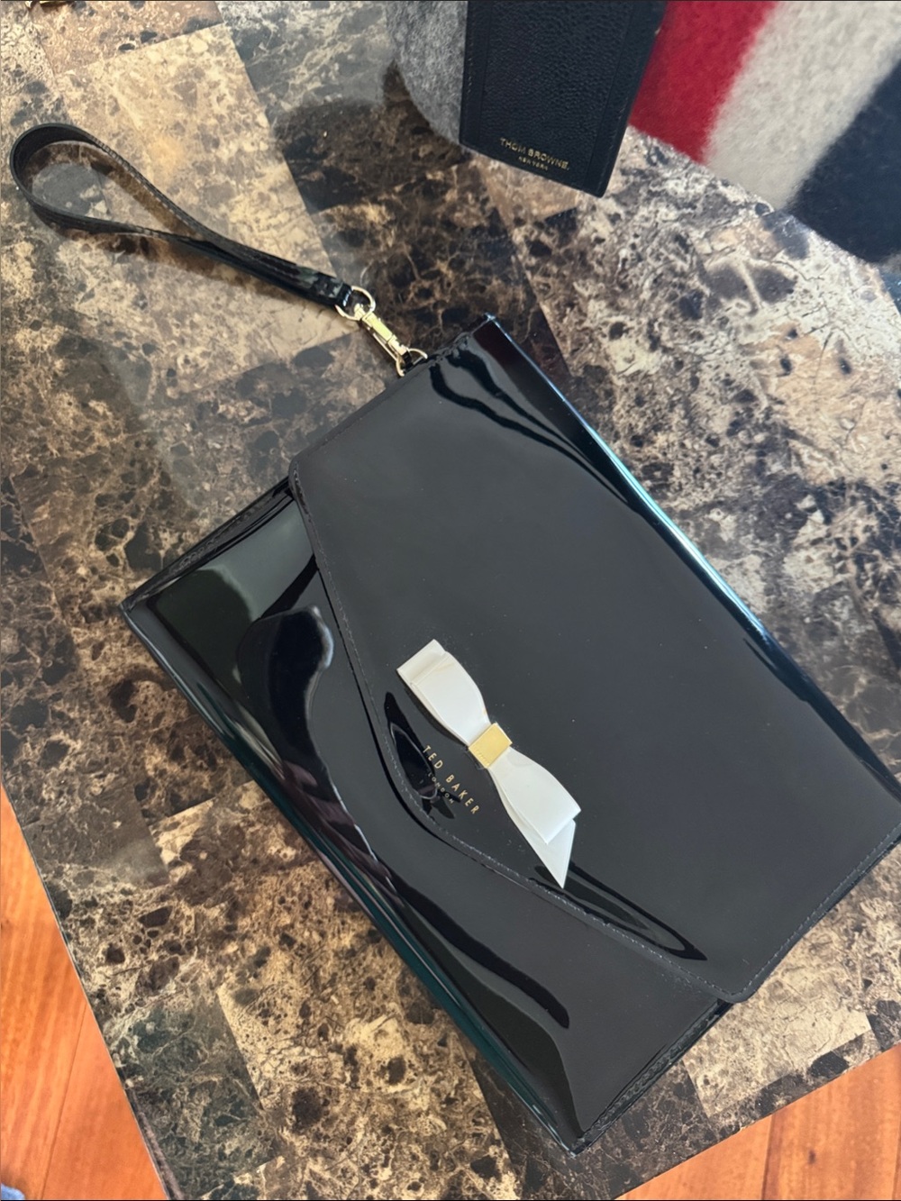 Ted Baker Patent Esther Black XL Clutch White Bow Bag Purse - Picture 4 of 5